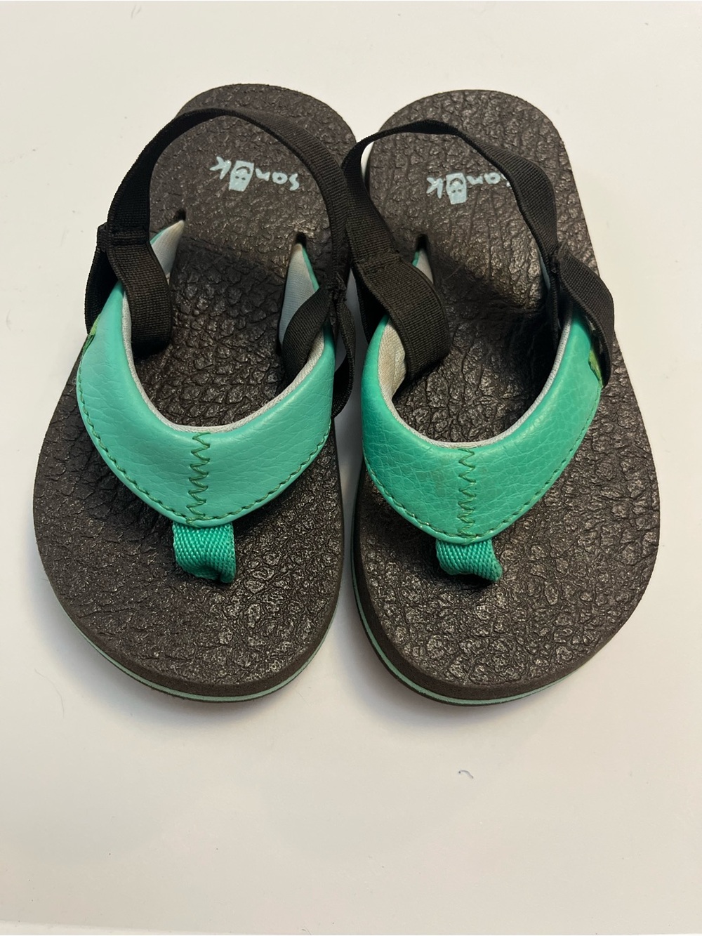 Sanuk Kids Black & Teal Flip Flop Sandals